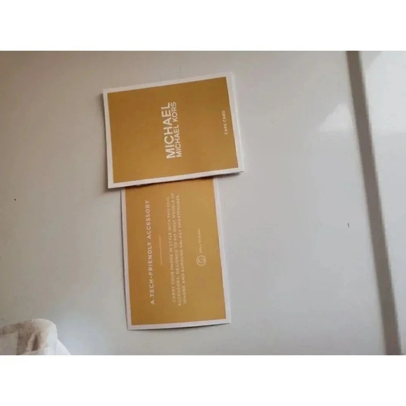 Michael Kors crossbody - Picture 9 of 12